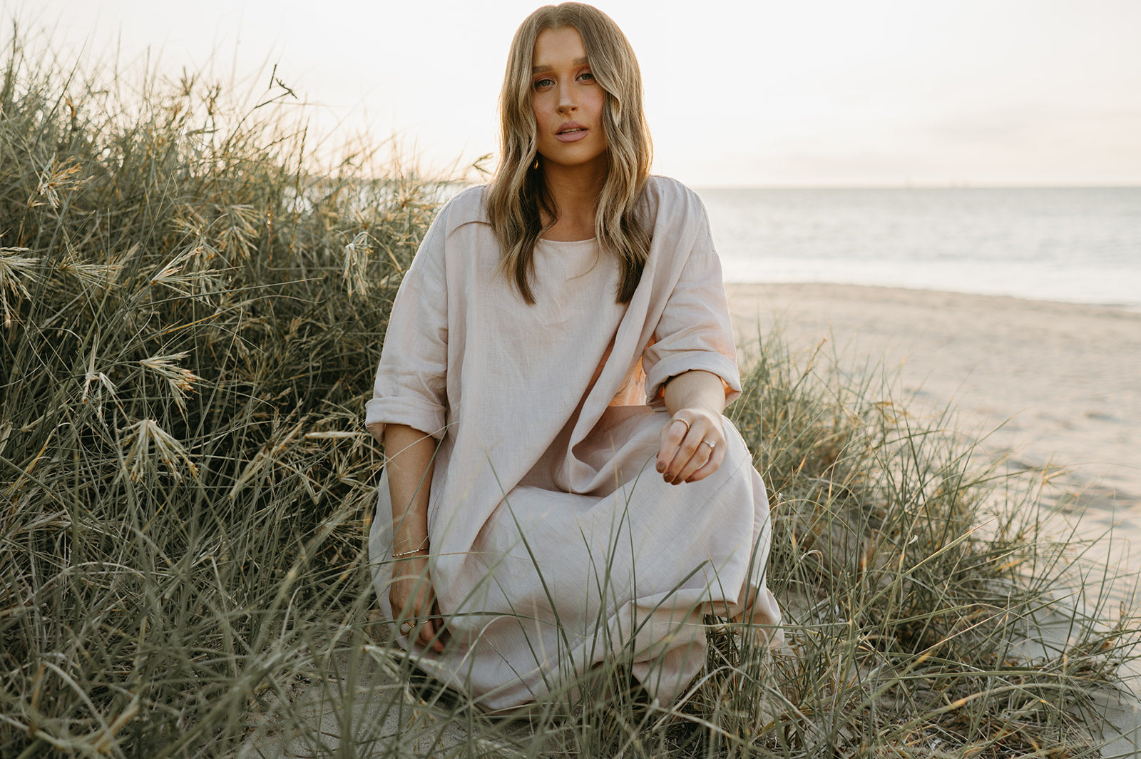Joselin Linen Dress in Dust Storm - Product Image