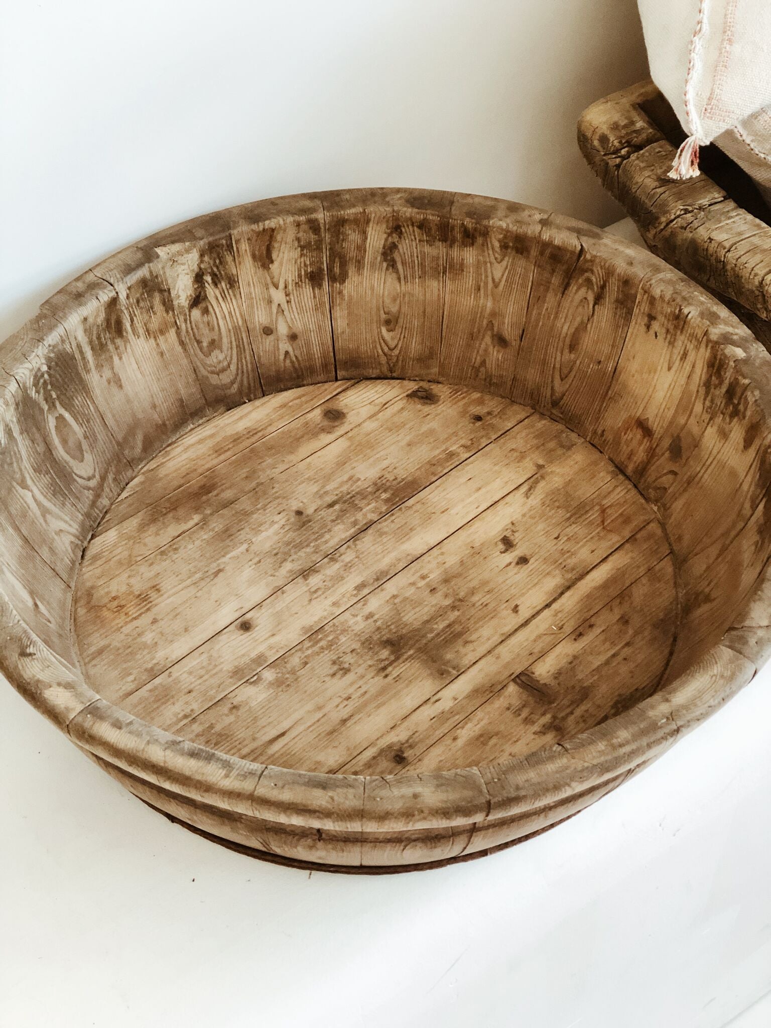 Oli | Wood Basin - Round - Barefoot Gypsy Homewares