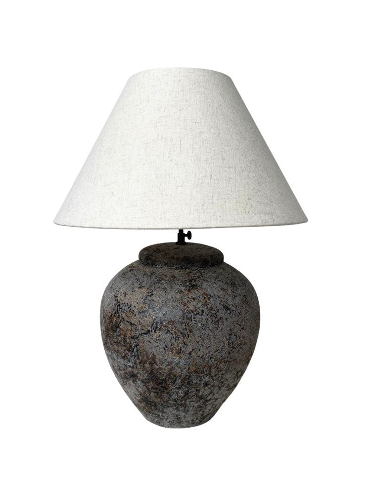 Lvani Table Lamp