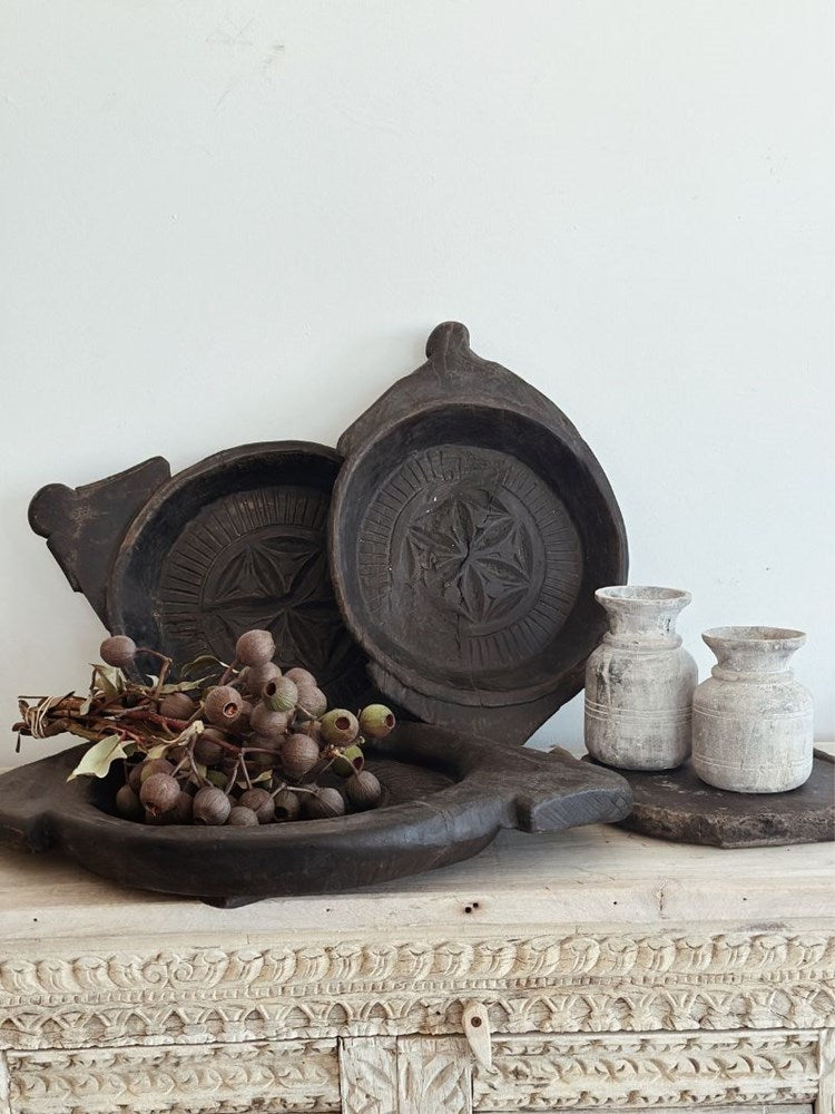 Carved Parat Tray - Black - Barefoot Gypsy Homewares