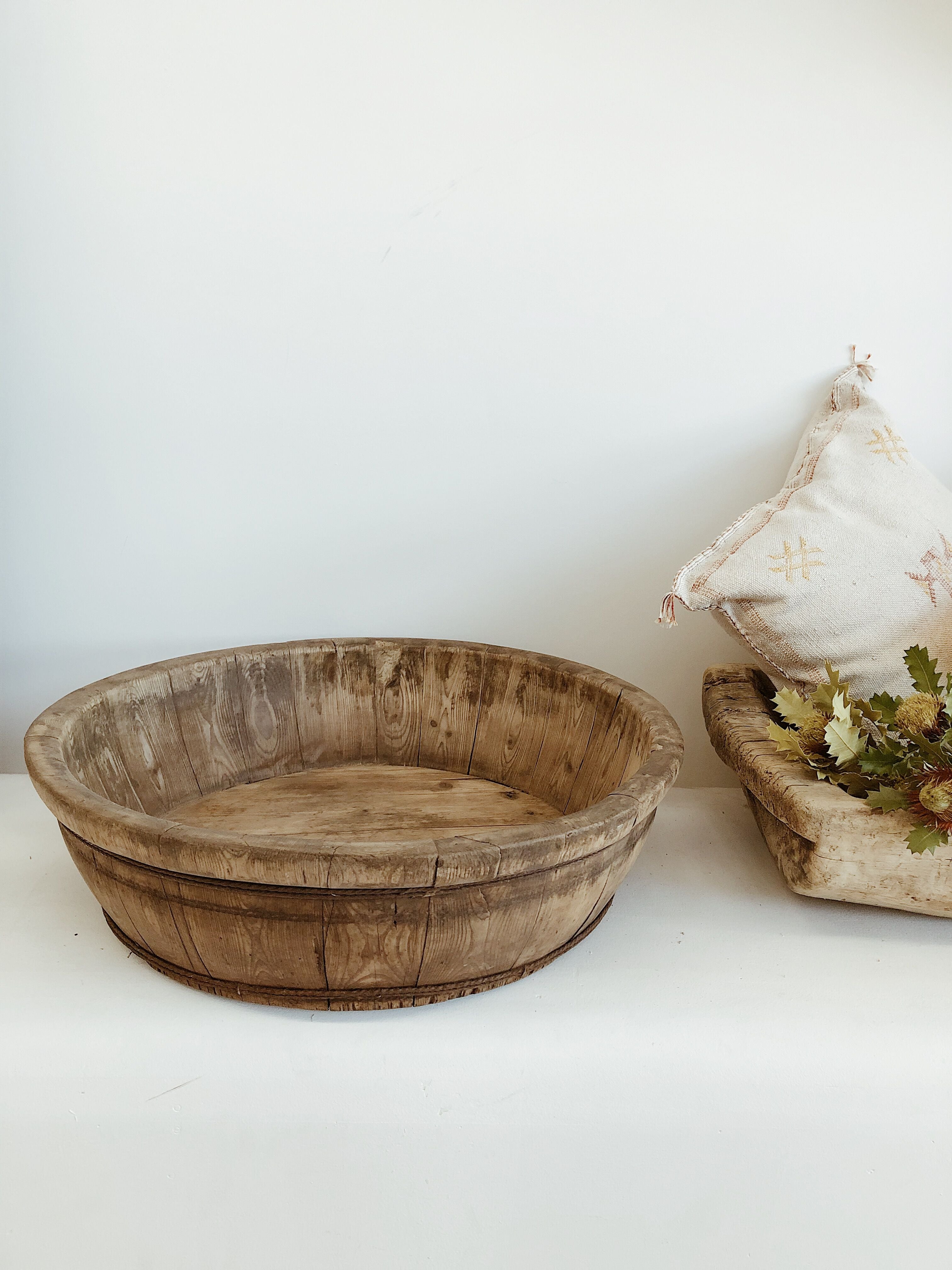 Oli | Wood Basin - Round - Barefoot Gypsy Homewares