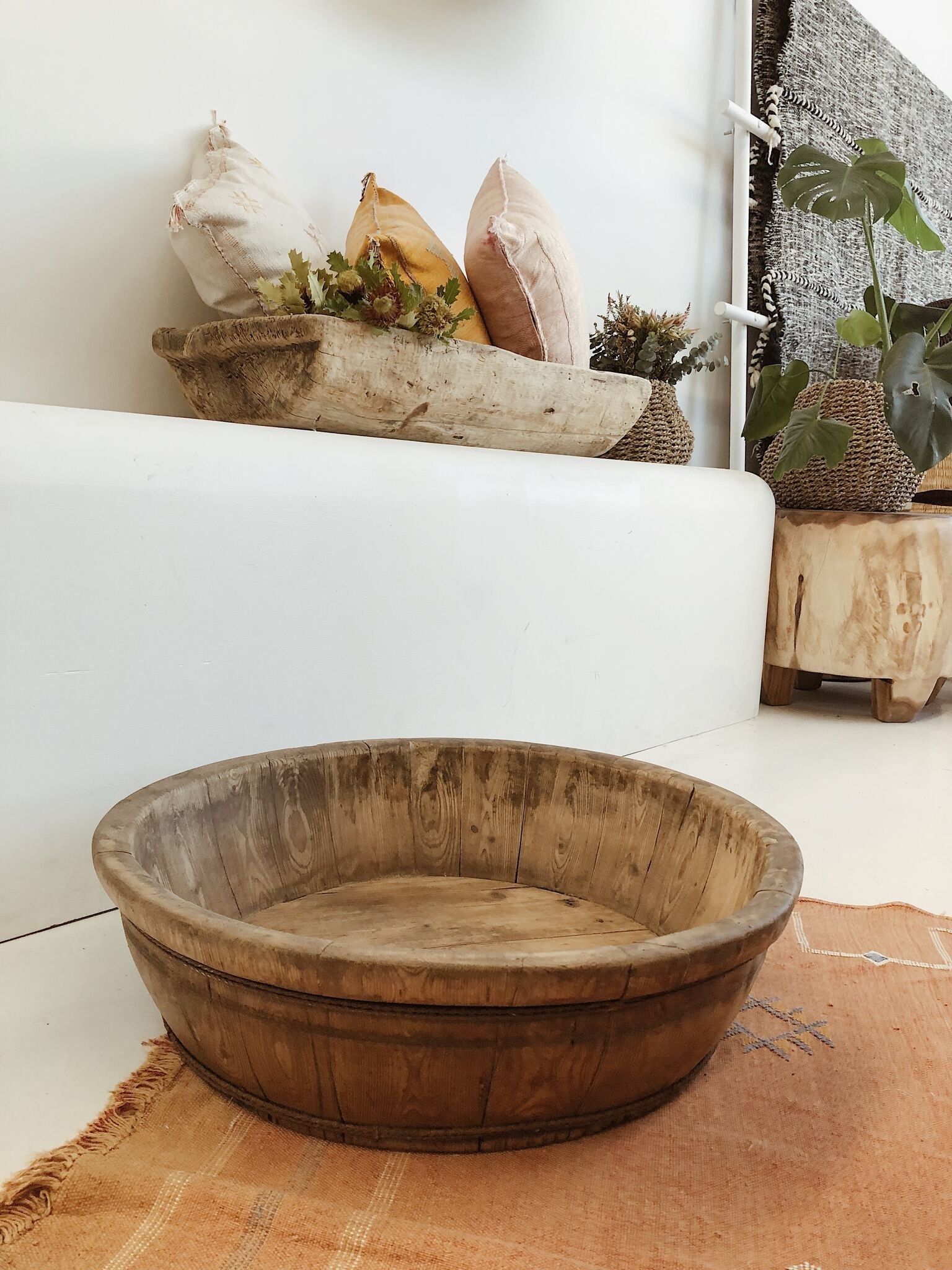 Oli | Wood Basin - Round - Barefoot Gypsy Homewares